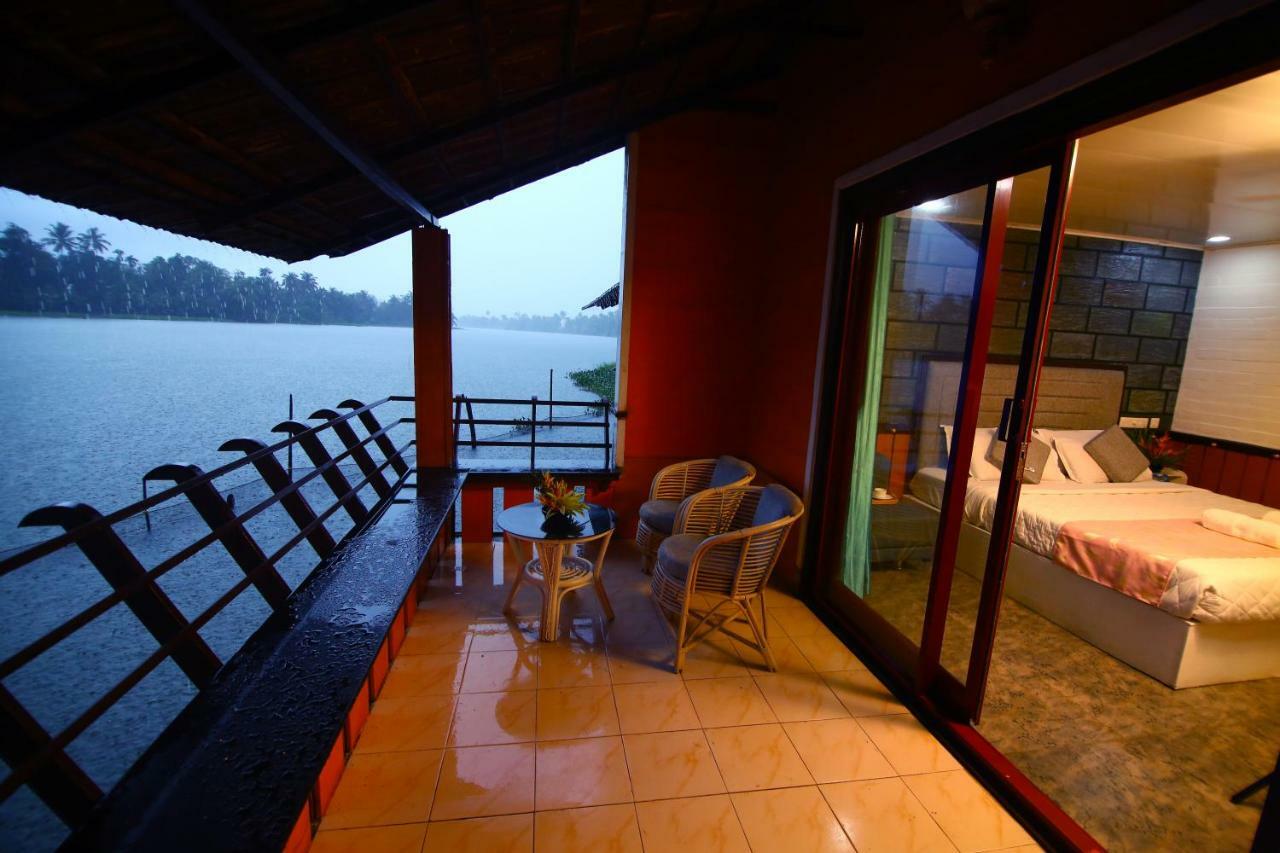 Green Palace Ayurveda Resort, Alleppey Alappuzha Eksteriør bilde
